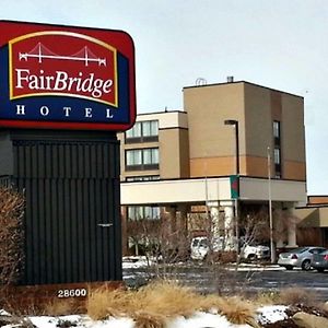 Fairbridge Hotel Cleveland East